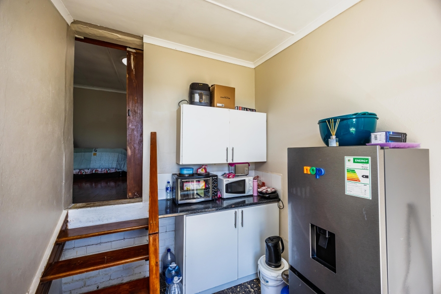 7 Bedroom Property for Sale in Greenfields Eastern Cape